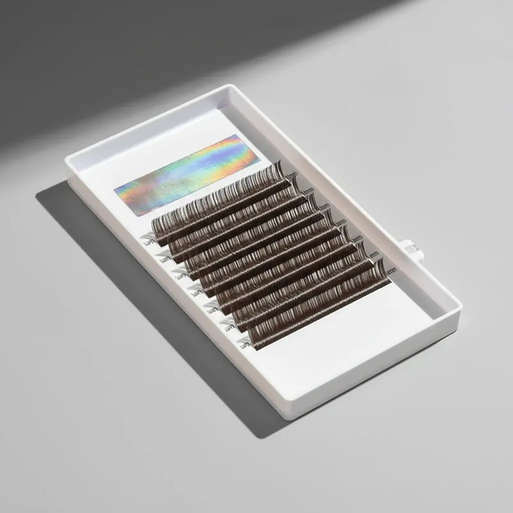 Extensions de cils - Fond gris clair